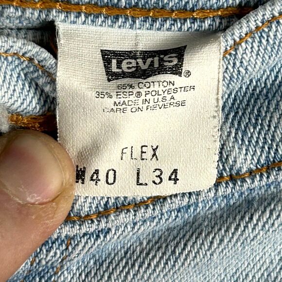 Levi's 540 Jeans Men's 40 X 34 Blue Denim Medium Wash 5-Pockets Straight Leg - Picture 4 of 9